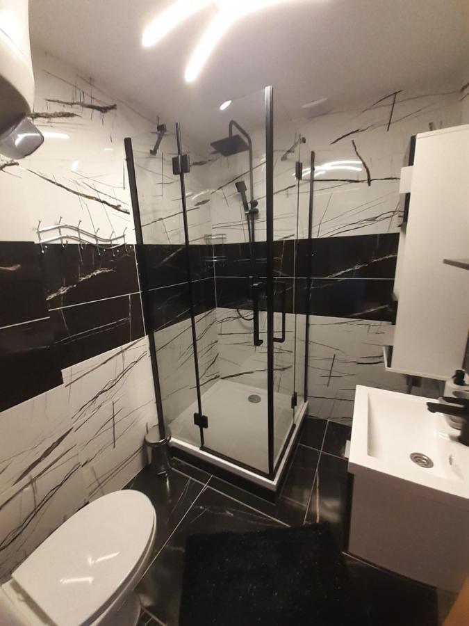בזנץ Apartman Laumar 3 מראה חיצוני תמונה